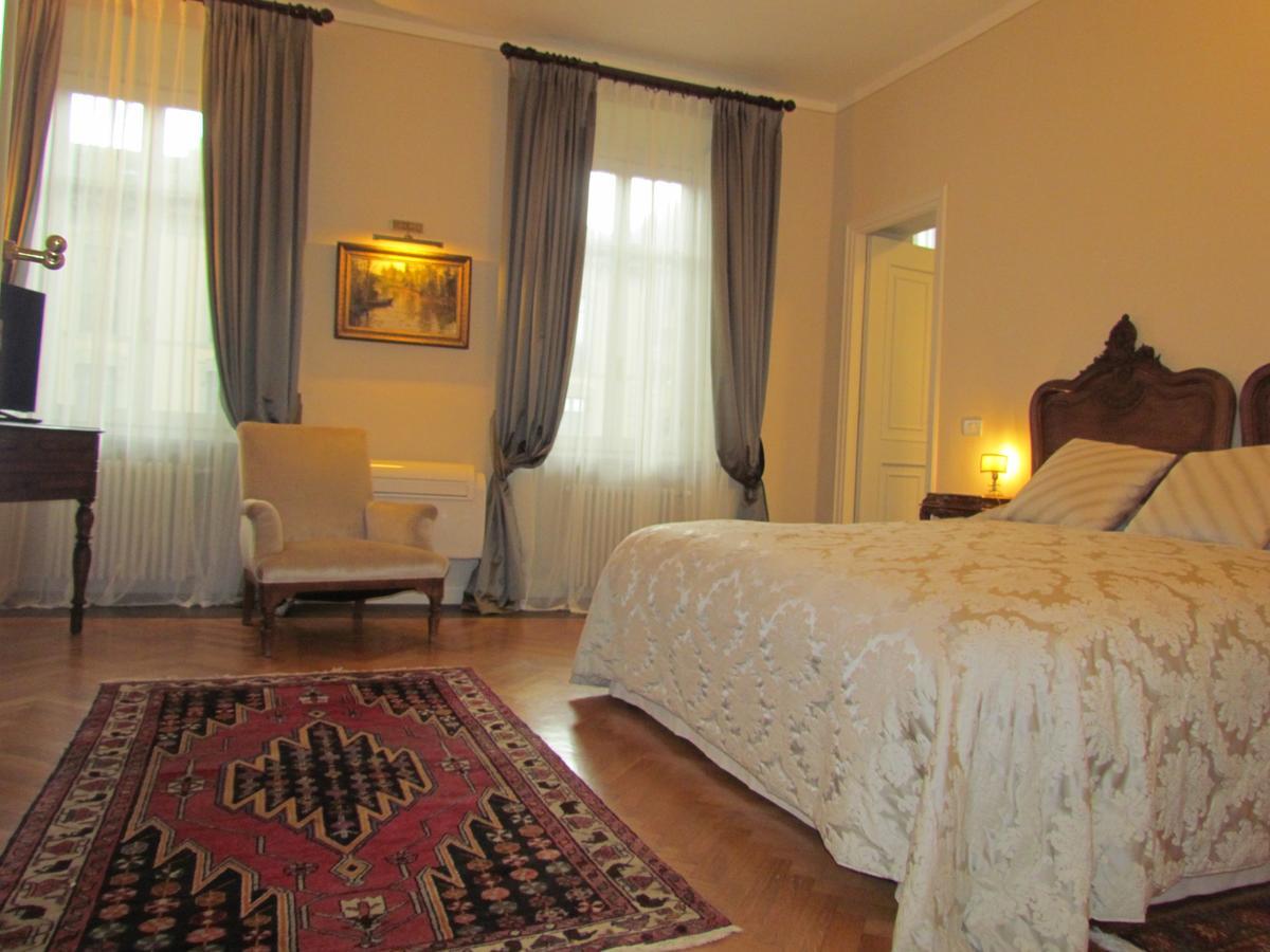 L'Approdo Di Sant'Agostino Bed & Breakfast Como Exterior photo